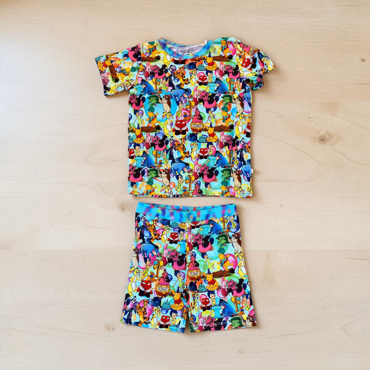Kid's Short Sleeve and Shorts Set 4t Pooh/Inside Out